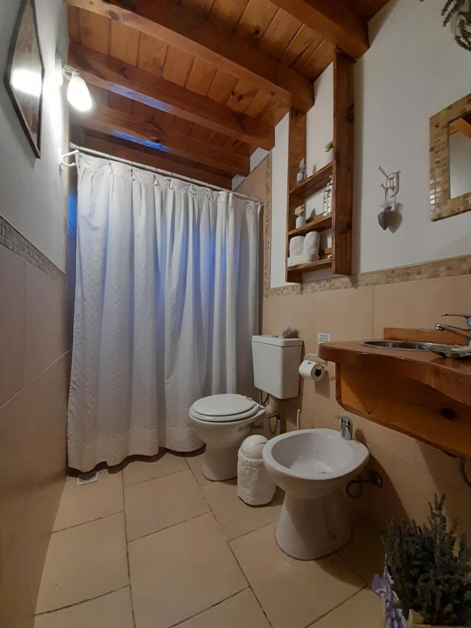 Tierras Del Sur I Un Calido Lugar * Villa La Angostura